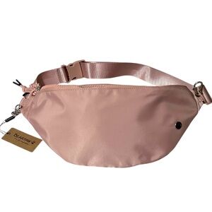 BearPaw Light Pink Crossbody Bag NWT